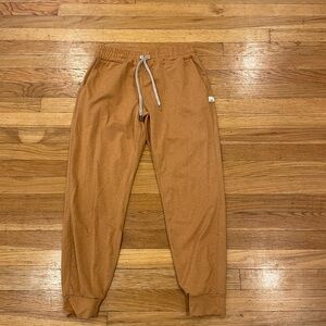 Vuori XS Joggers MSRP 94
